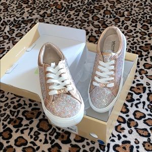 Girls Michael Kors sneakers!